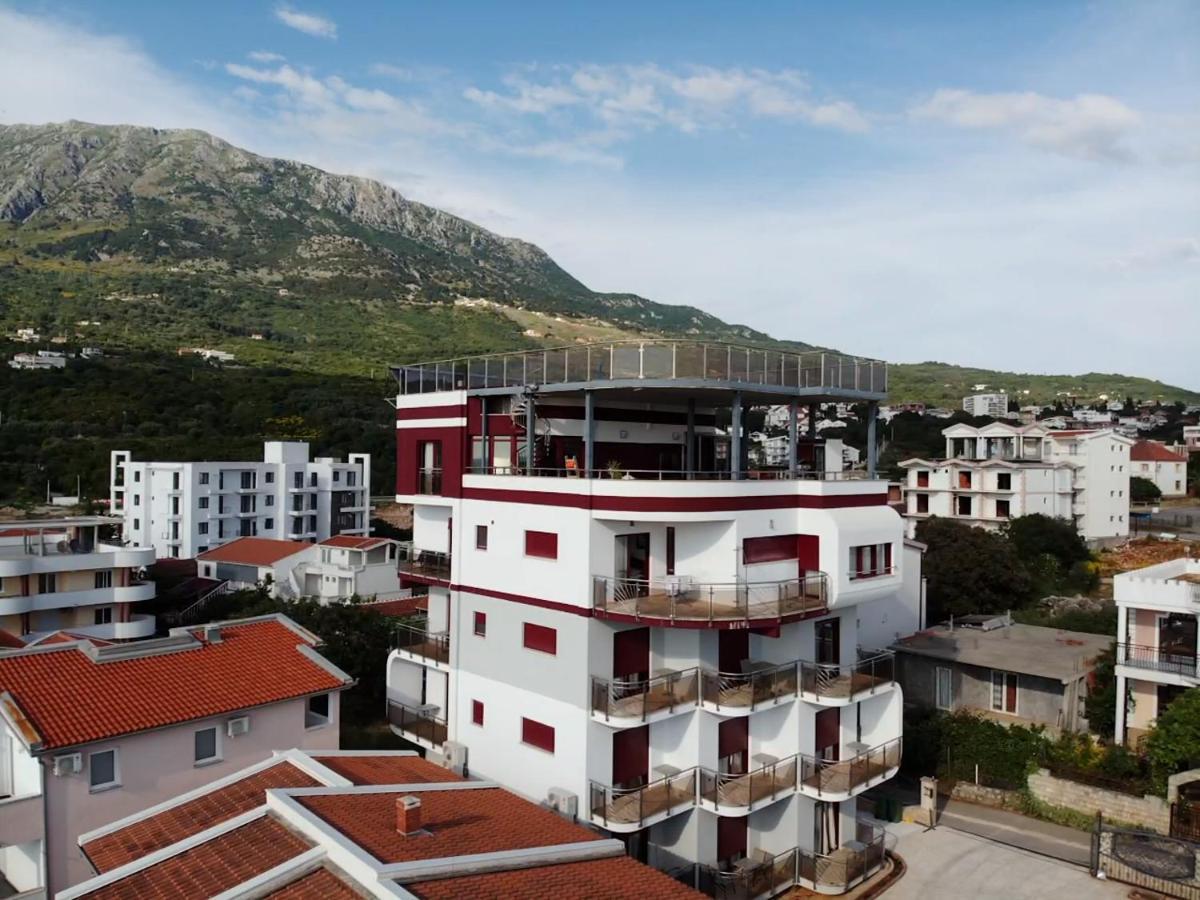 דוברה וודה Compass Aparthotel מראה חיצוני תמונה