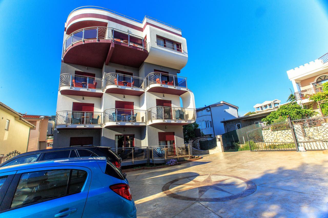 דוברה וודה Compass Aparthotel מראה חיצוני תמונה