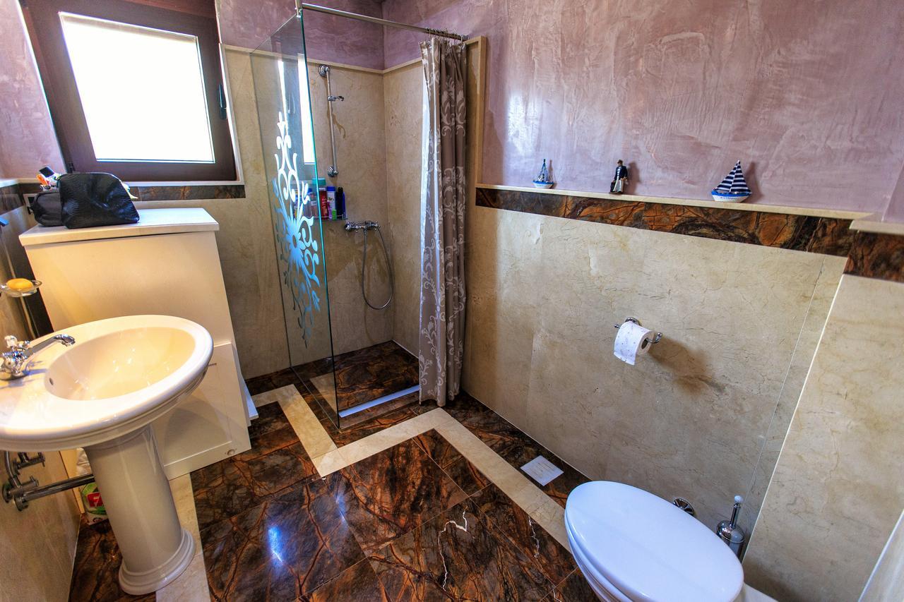 דוברה וודה Compass Aparthotel מראה חיצוני תמונה